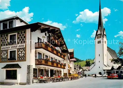 AK / Ansichtskarte Abtenau Marktplatz Gasthof Roter Ochs Kirche Abtenau