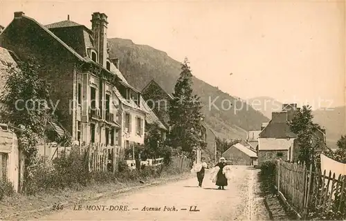 AK / Ansichtskarte Le_Mont Dore_Puy_de_Dome Avenue Foch Le_Mont Dore_Puy_de_Dome