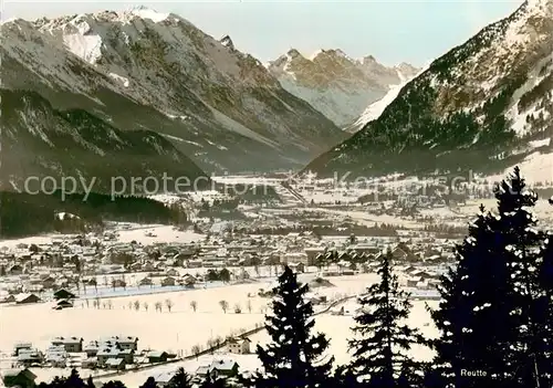 AK / Ansichtskarte Reutte_Tirol mit Lechtaler Alpen Reutte Tirol