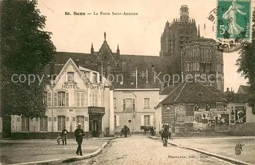 AK / Ansichtskarte Sens_Yonne La Porte Saint Antoine Sens_Yonne
