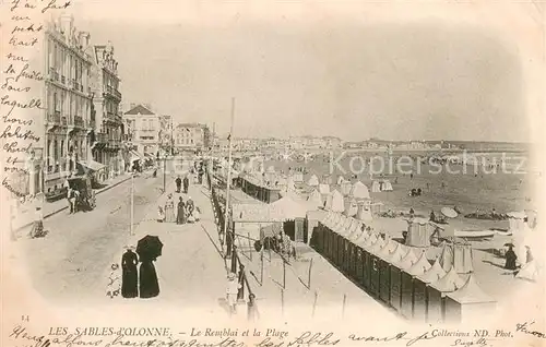 AK / Ansichtskarte Les_Sables d_Olonne Le remblai et la plage Les_Sables d_Olonne