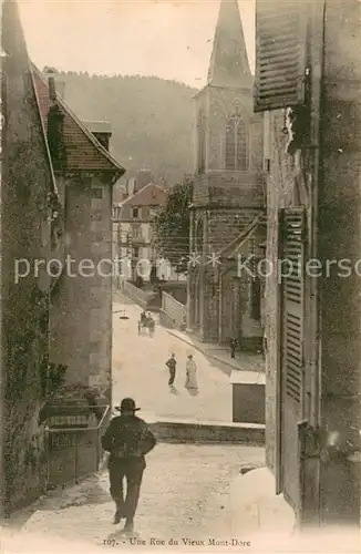 AK / Ansichtskarte Le_Mont Dore_Puy_de_Dome Une rue dans le vieux Mont Dore Le_Mont Dore_Puy_de_Dome