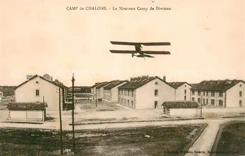 AK / Ansichtskarte Camp_de_Chalons Nouveau Camp de Division Avion Camp_de_Chalons