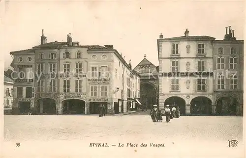 AK / Ansichtskarte Epinal_Vosges La Place des Vosges Epinal Vosges
