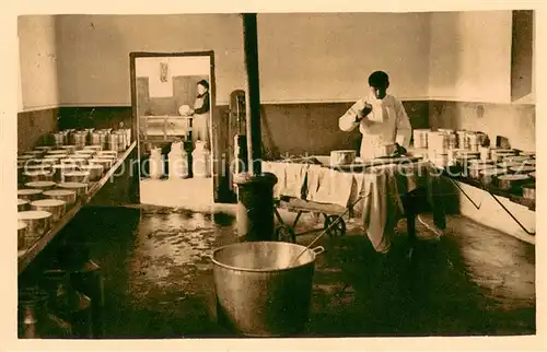 AK / Ansichtskarte Roquefort sur Soulzon Societe des Caves Laiterie Fabrication des fromages Roquefort sur Soulzon