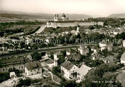 AK / Ansichtskarte Melk_Donau Stadtpanorama mit Stift Melk_Donau