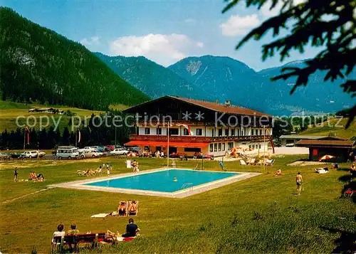 AK / Ansichtskarte Erpfendorf Gasthof Pension Laerchenhof Swimming Pool Alpen Erpfendorf