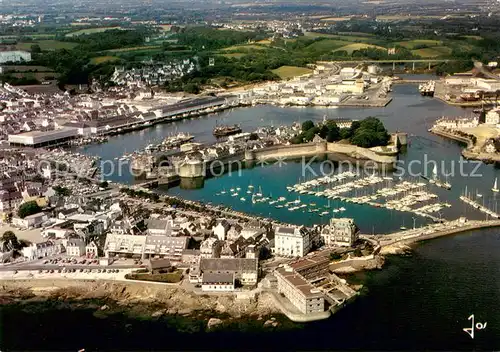AK / Ansichtskarte Concarneau_Finistere Le port et la ville close vue aerienne Concarneau_Finistere
