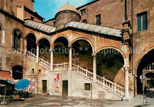 AK / Ansichtskarte Ferrara Scalone del Municipio Rathaustreppe Ferrara