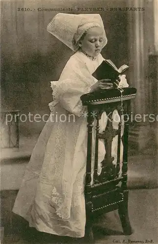 AK / Ansichtskarte Pleyben Communiante Brasparts Pleyben