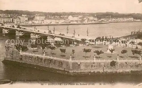 AK / Ansichtskarte Bayonne_Pyrenees_Atlantiques Place du Reduit Bayonne_Pyrenees