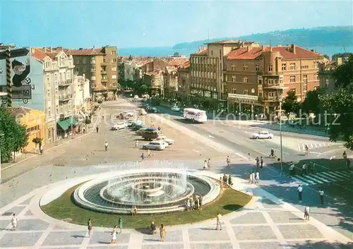 AK / Ansichtskarte Varna_Warna Platz der 9. September  Varna Warna