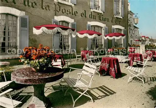 AK / Ansichtskarte Vezelay Hotel de la Poste et du Lion d Or Terrasse Vezelay