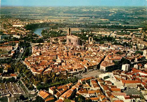 AK / Ansichtskarte Albi_Tarn Vue Aerienne Basilique Saint Salvy Place du Vigan Albi_Tarn