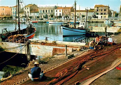 AK / Ansichtskarte Port la Nouvelle Port Remaillage des filets Port la Nouvelle