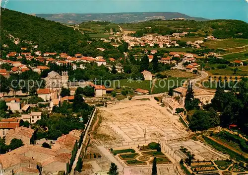 AK / Ansichtskarte Vaison la Romaine_Vaucluse Vue aerienne au premier plan la ville romaine Vaison la Romaine