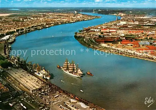 AK / Ansichtskarte Bordeaux Vue aerienne Rade du Port  Bordeaux
