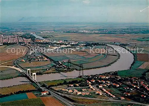 AK / Ansichtskarte Rochefort_sur_Mer Pont de Martron enjambant la Charente vue aerienne Rochefort_sur_Mer