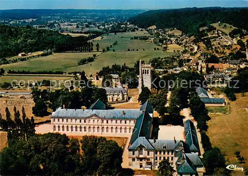 AK / Ansichtskarte Le_Bec Hellouin Vue aerienne sur l Abbaye et sa vallee Le_Bec Hellouin