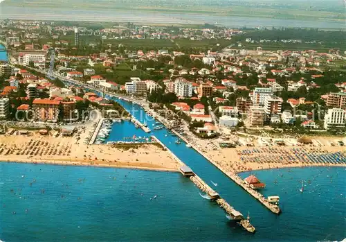 AK / Ansichtskarte Cervia Panorama e Porto Canale Fliegeraufnahme Cervia