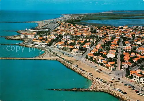 AK / Ansichtskarte Les_Saintes Maries de la Mer Vue aerienne Les