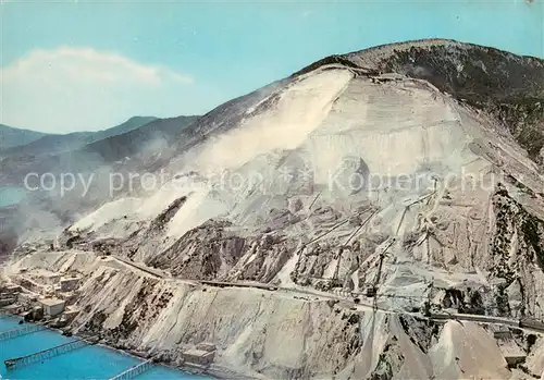 AK / Ansichtskarte Eolie Le cave di pomice viste dall aereo Bimssteinbrueche Fliegeraufnahme Eolie