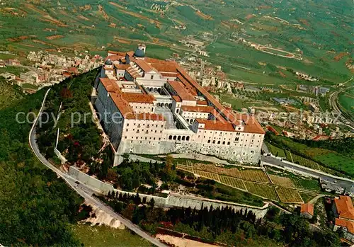 AK / Ansichtskarte Cassino Abbazia di Monte Cassino vista dall aereo Cassino