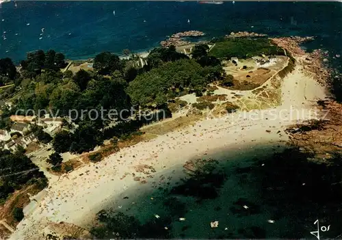 AK / Ansichtskarte Fouesnant La plage et la pointe Vue aerienne Fouesnant