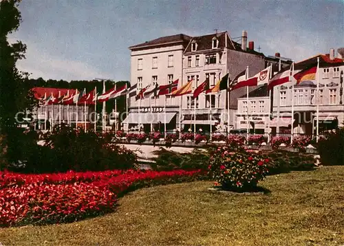AK / Ansichtskarte Neumuenster_Schleswig Holstein Flaggenschmuck an der Europastrasse 3 Neumuenster