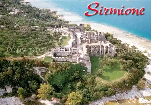 AK / Ansichtskarte Sirmione_Lago_di_Garda Grotte di Catullo veduta aerea Grotten Ruinen Sirmione_Lago_di_Garda