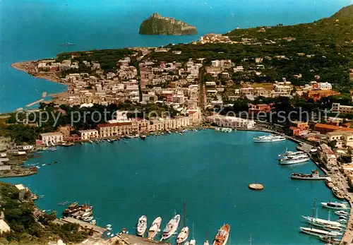 AK / Ansichtskarte Ischia Hafen Fliegeraufnahme Ischia