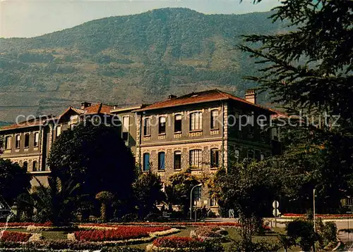 AK / Ansichtskarte La_Tronche Hopitaux Civils Cour d Honneur Pavillon Canel La_Tronche