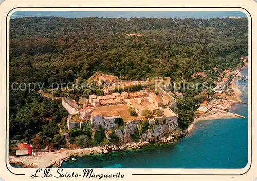 AK / Ansichtskarte Ile_Sainte Marguerite La forteresse du Masque de Fer Vue aerienne Ile_Sainte Marguerite