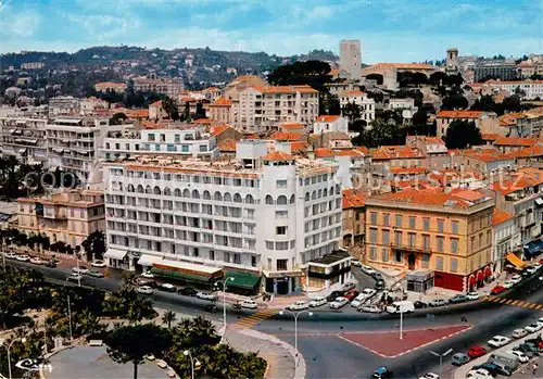 AK / Ansichtskarte Cannes_Alpes Maritimes Vue aerienne Hotel Mediterranee et le Suquet Cannes Alpes Maritimes