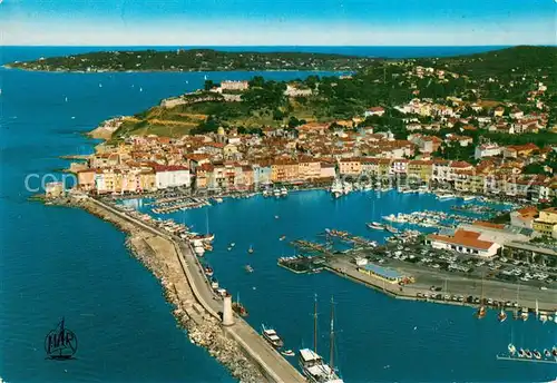 AK / Ansichtskarte Saint_Tropez_Var Vue aerienne sur le port et la citadelle Cote d Azur Saint_Tropez_Var