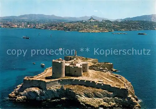 AK / Ansichtskarte Marseille_Bouches du Rhone Vue aerienne du Chateau dIf Dans le fond Basilique Notre Dame de la Garde Marseille