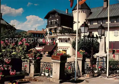 AK / Ansichtskarte Megeve Ambiance fleurie au centre de la station Megeve