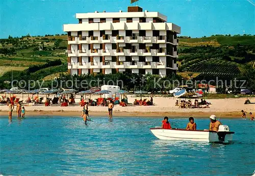 AK / Ansichtskarte Giulianova_Lido Hotel Promenade Strand Giulianova Lido