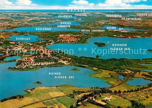 AK / Ansichtskarte Ploen_See Seenlandschaft Holsteinische Schweiz Fliegeraufnahme Ploen_See