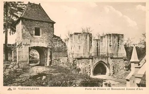 AK / Ansichtskarte Vaucouleurs Porte de France et Monument Jeanne d Arc Vaucouleurs