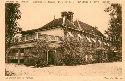 AK / Ansichtskarte Troyes_Aube La Maison sous la Verdure Domaine des Jardins Troyes Aube