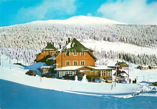 AK / Ansichtskarte Spindleruv_Mlyn_Spindlermuehle Militaererholungsheim unterhalb des Gipfels Maly Sisak Winterpanorama Riesengebirge Spindleruv_Mlyn