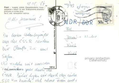 AK / Ansichtskarte Plzen_Pilsen Kirche Rathaus Stadtpanorama Wohnsiedlung Hochhaeuser Plzen Pilsen