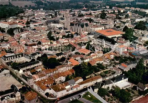 AK / Ansichtskarte Bressuire Centre de la ville vue aerienne Bressuire