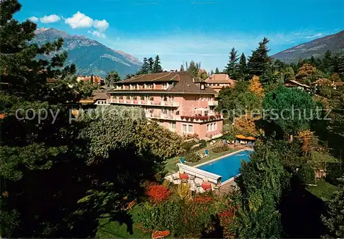 AK / Ansichtskarte Merano_Suedtirol Hotel Juliane Swimming Pool Merano Suedtirol