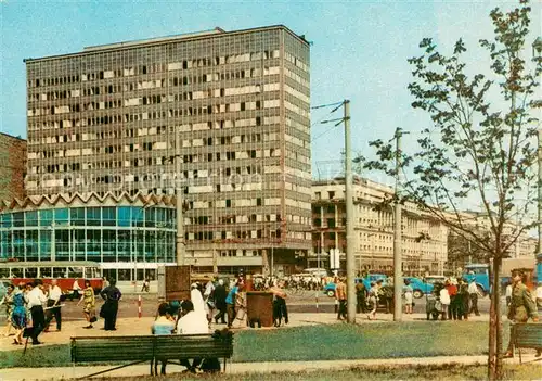 AK / Ansichtskarte Warszawa Aleje Jerozolimskie Jerusalem Avenue Hochhaus Innenstadt Warszawa