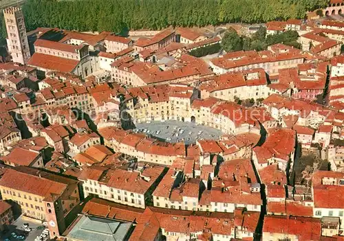 AK / Ansichtskarte Lucca Anfiteatro Romano veduta aerea Lucca