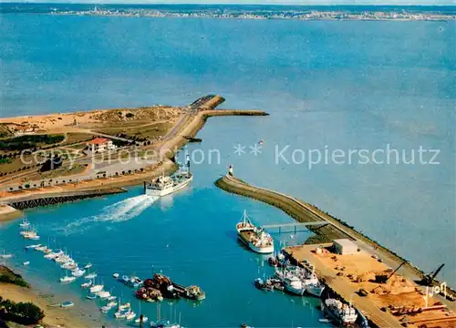 AK / Ansichtskarte Verdon sur Mer_Le Pointe de Grave Port Bloc vue aerienne Verdon sur Mer_Le