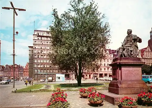 AK / Ansichtskarte Wroclaw Pomnik Aleksandra Fredry na Rynku Wroclaw