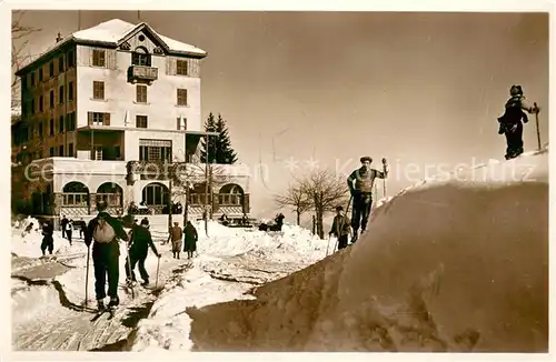 AK / Ansichtskarte Mottarone Grand Hotel en hiver des skieurs Mottarone